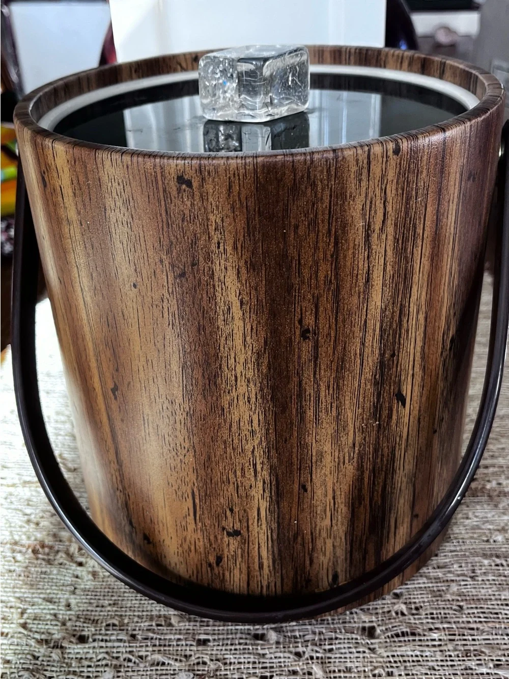 Vintage Morgan Designs Bucket Brigade Woodgrain Ice Bucket with Black Handle